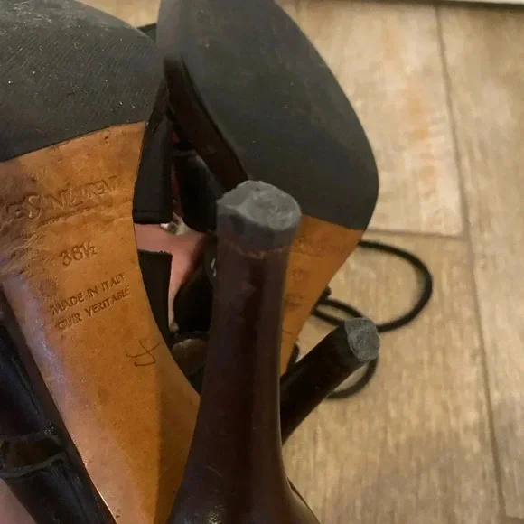 Yves Saint Laurent Black Leather Moorland Lace Up Gladiator Heels - Picture 14 of 14